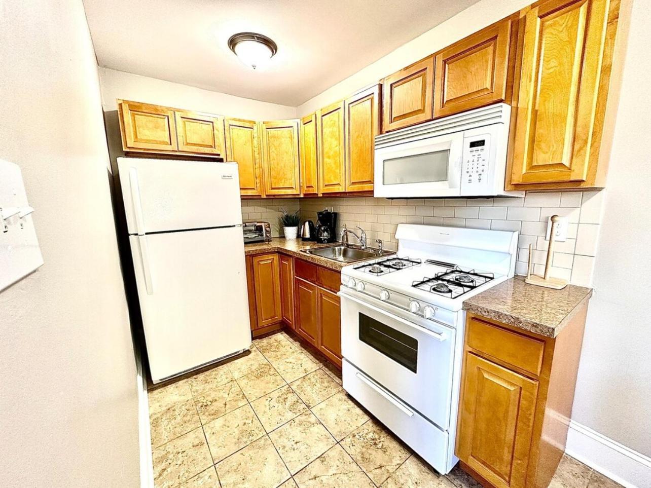 Lennox C303 Peaceful, Perfect Private Studio1br
